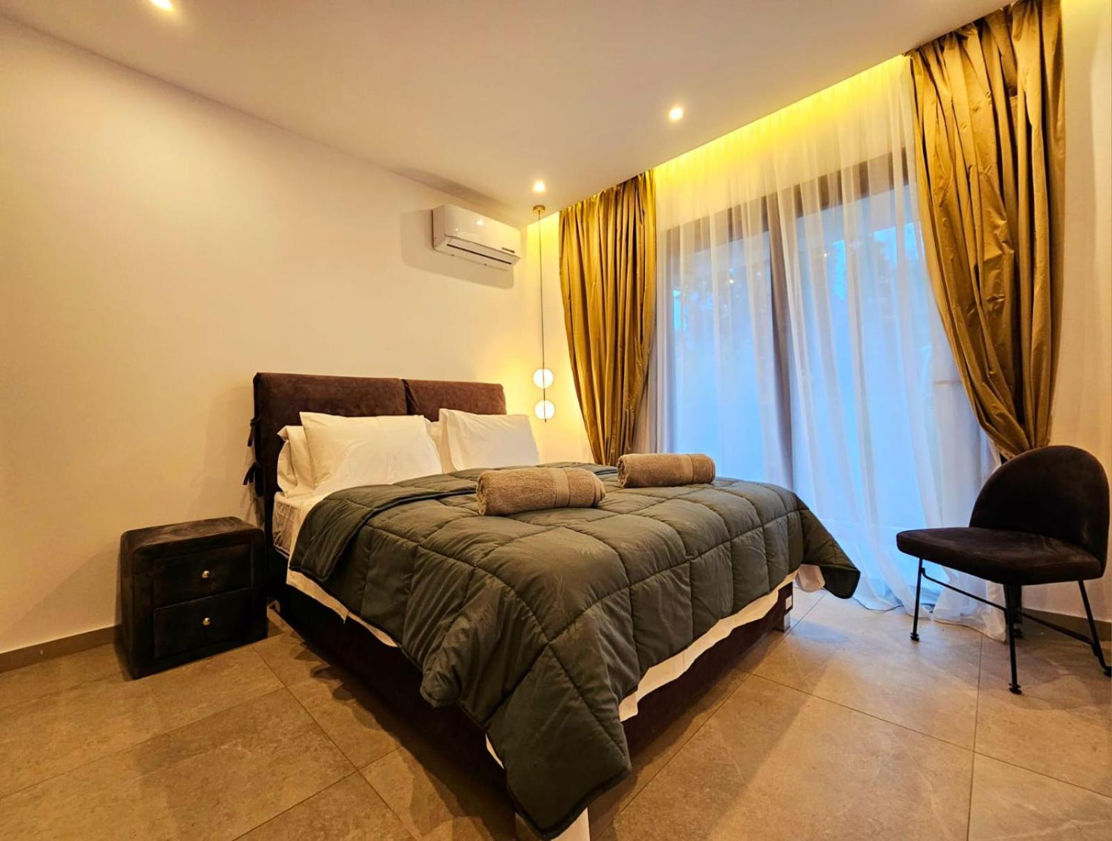 2 Bedrooms Apartman